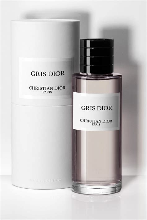 review gris dior|perfume Dior unisex.